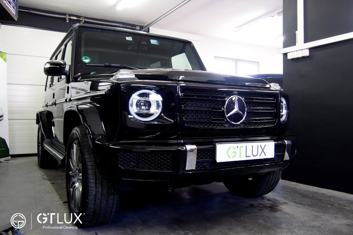 Mercedes klasy G w studiu GTLUX, widok z przodu